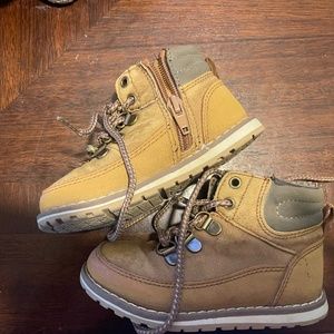 Toddler boy boots